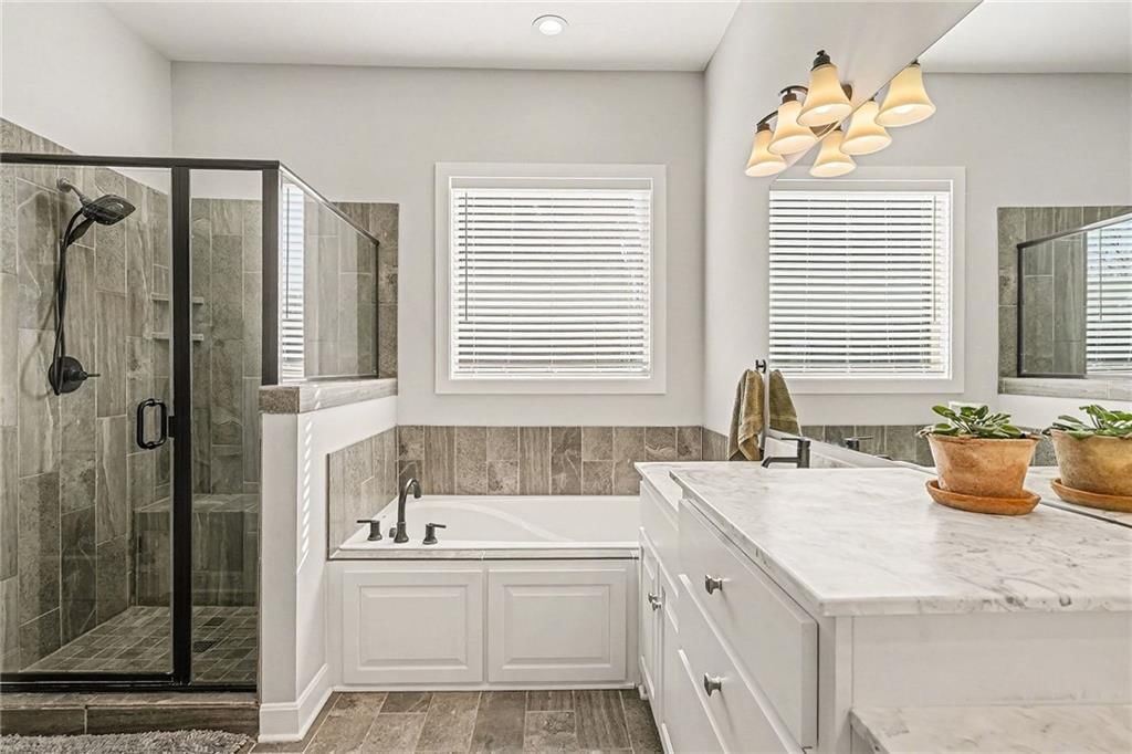 8100 N Tullis Avenue — photo 18