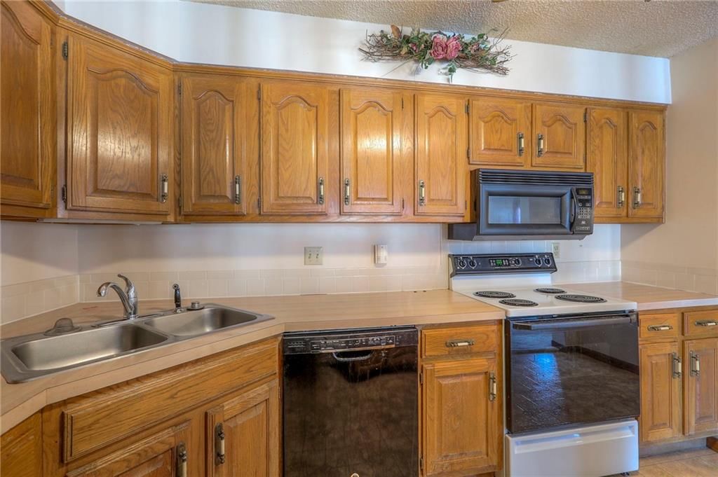 8001 Westridge Road — photo 13