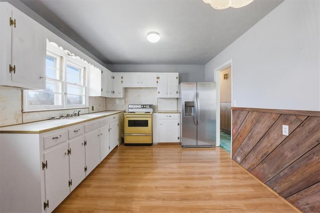 2500 Hillside Drive — photo 6