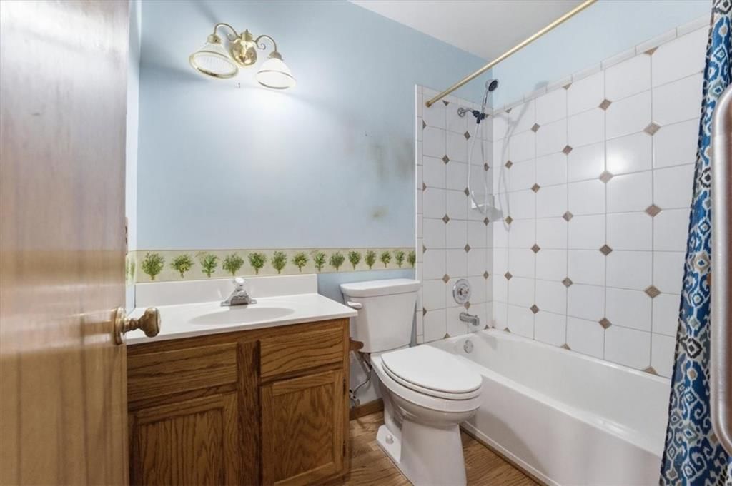 2500 Hillside Drive — photo 13