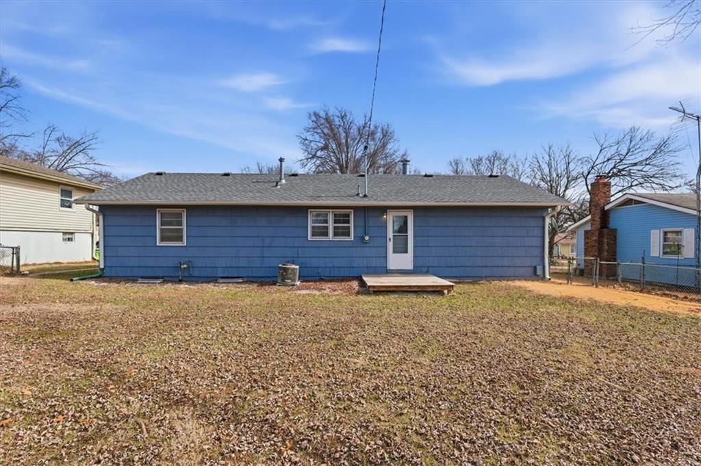 2500 Hillside Drive — photo 19