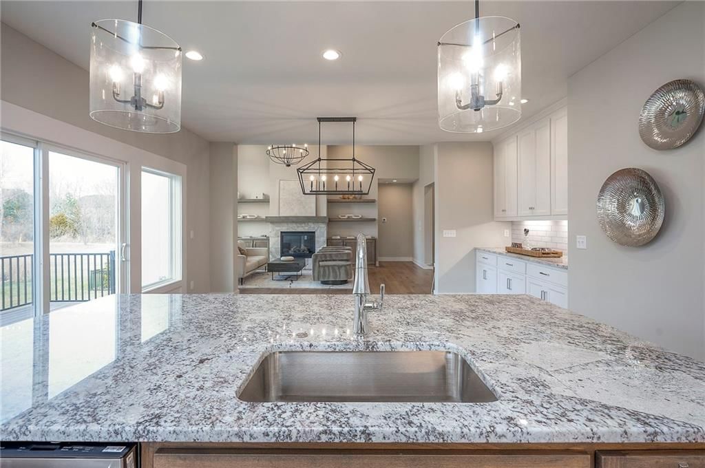 11494 S Longview Road — photo 32