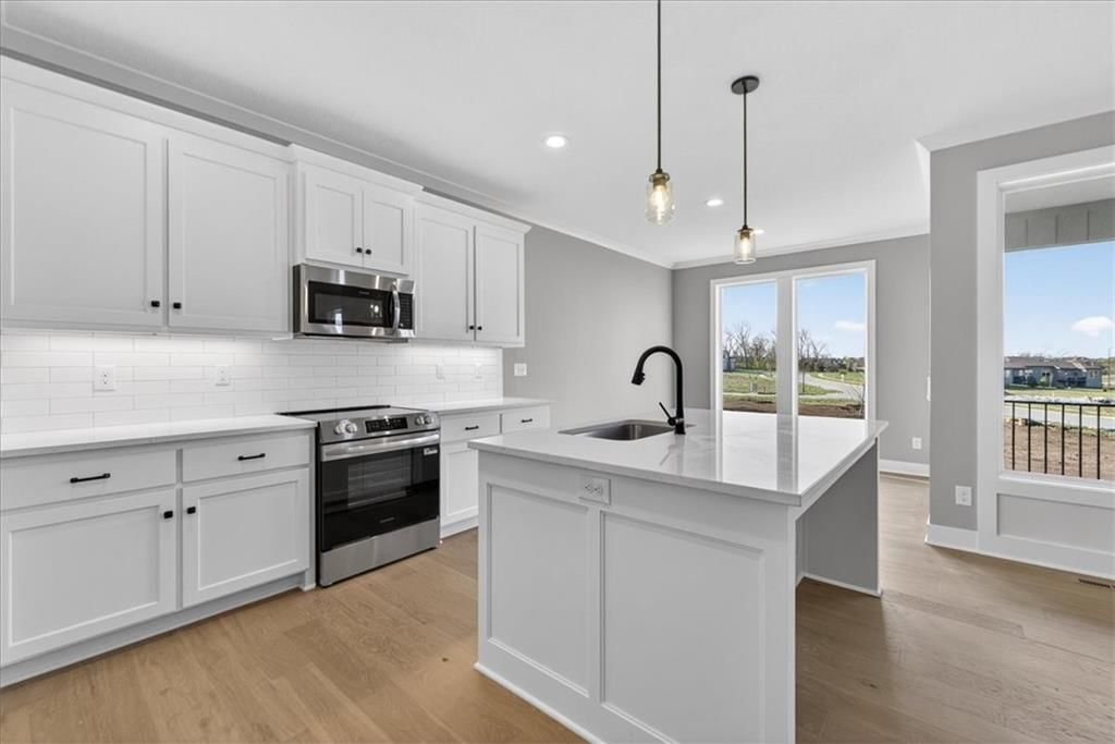 25037 W 94th Terrace — photo 10