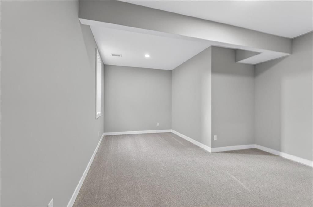 25037 W 94th Terrace — photo 41