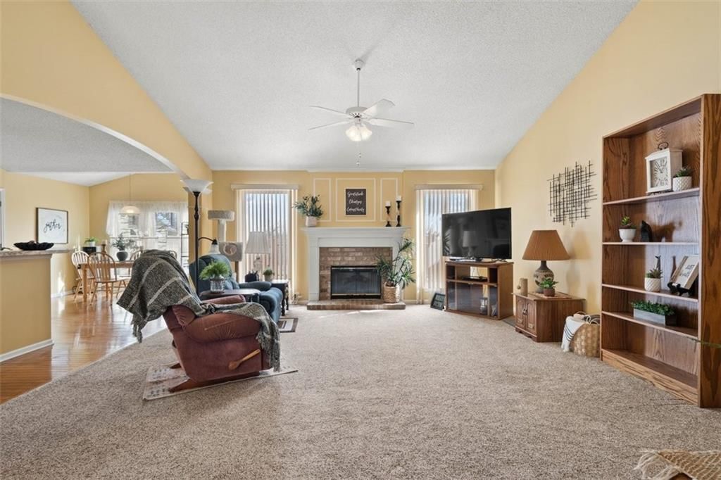 9205 N Holmes Court — photo 8