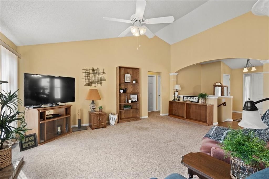 9205 N Holmes Court — photo 11