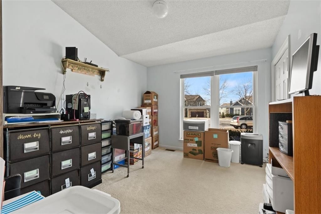 9205 N Holmes Court — photo 23