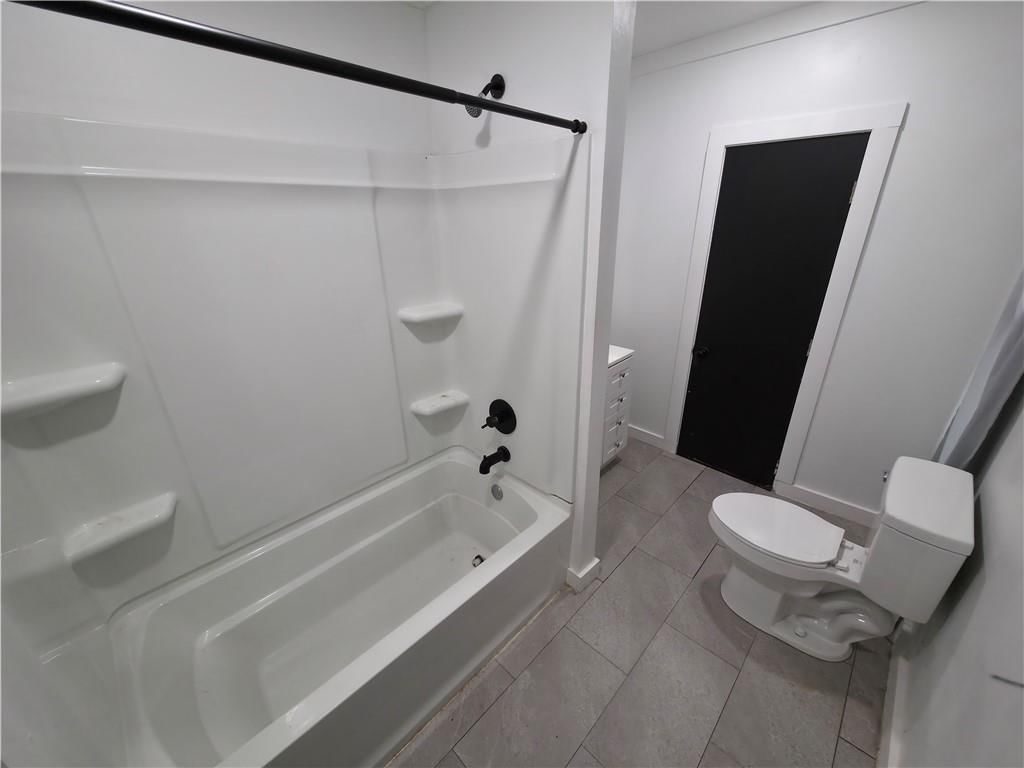 509 W Myrtle Street — photo 19