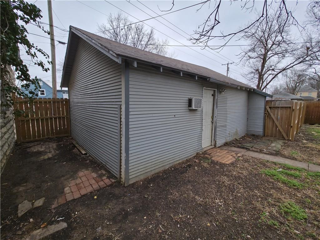 509 W Myrtle Street — photo 40