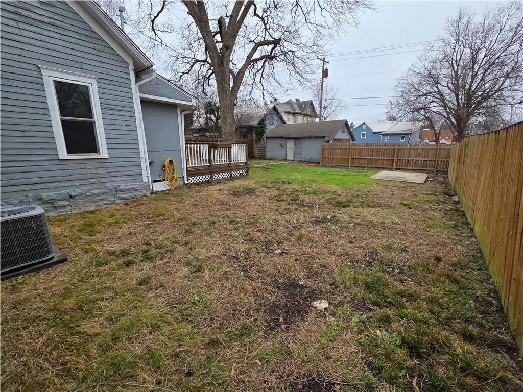 509 W Myrtle Street — photo 41