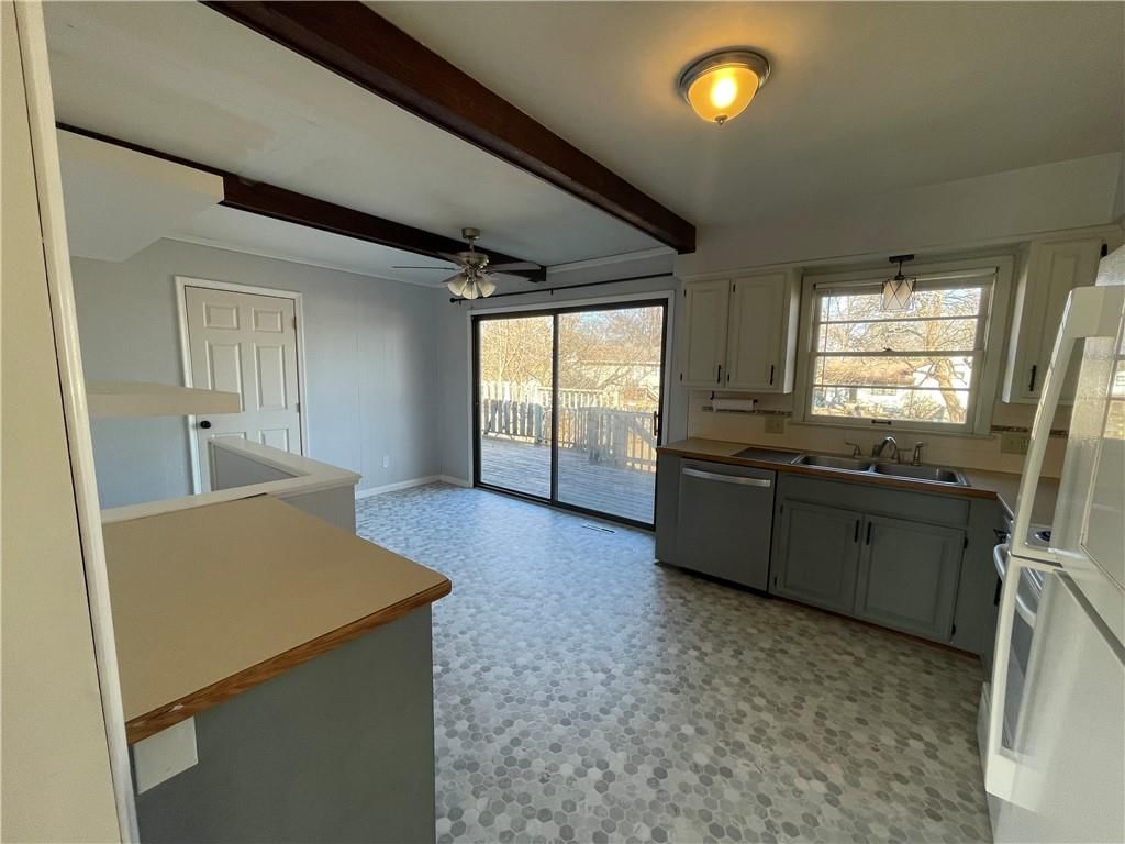 602 SE 4th Terrace — photo 3