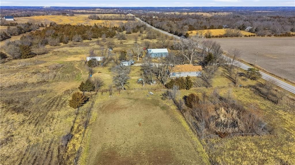 38240 Hedge Lane — photo 31