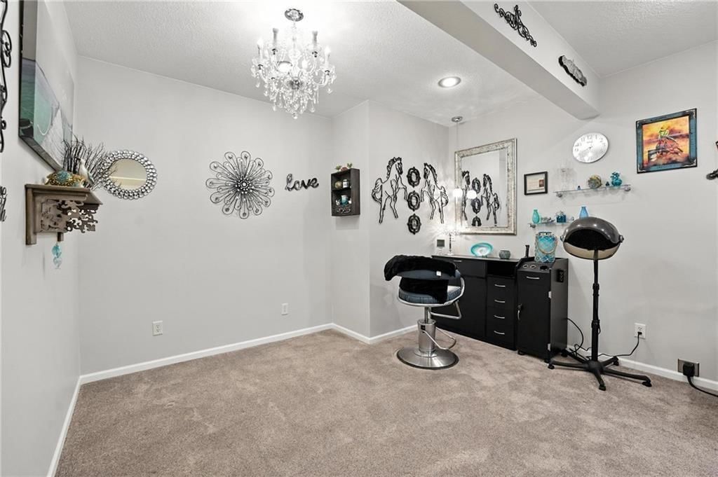 414 S Borgman Road — photo 15