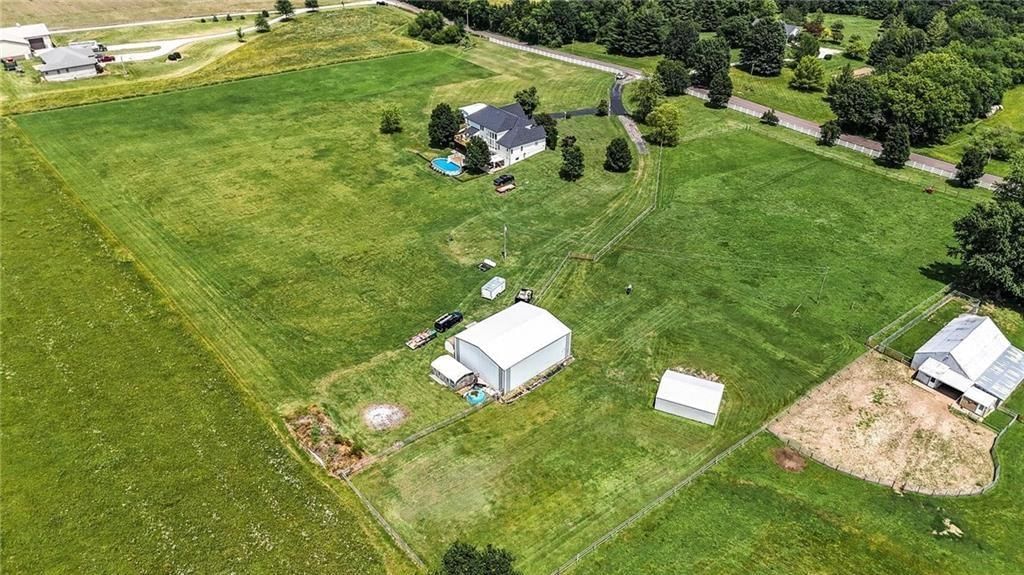 414 S Borgman Road — photo 52