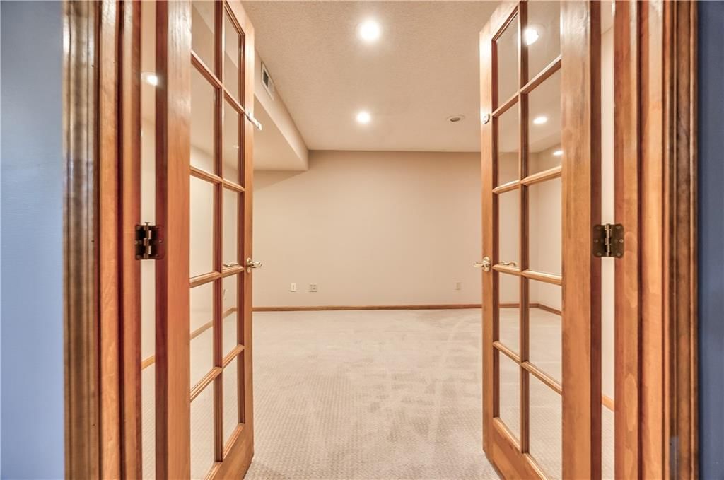 11608 W 117 Terrace — photo 32