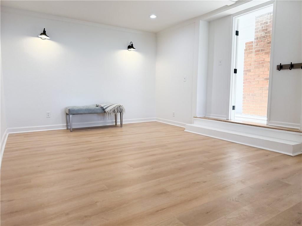 9719 W 59th Terrace — photo 13