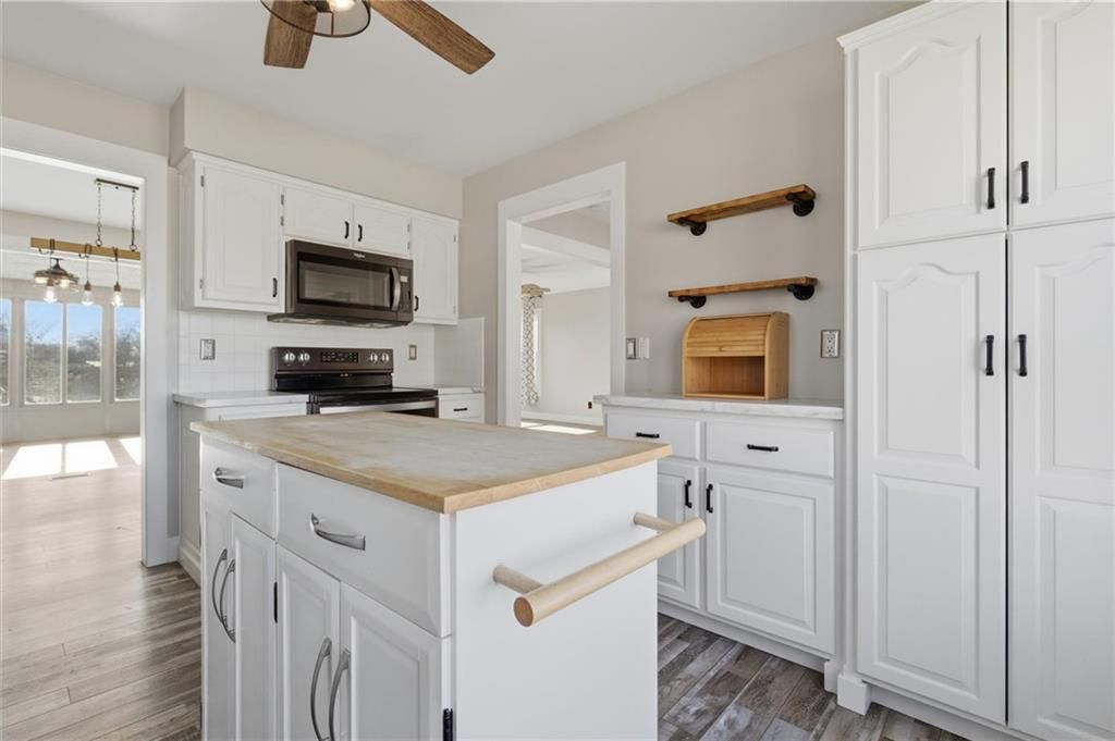 5950 SE Hilltop Road — photo 15