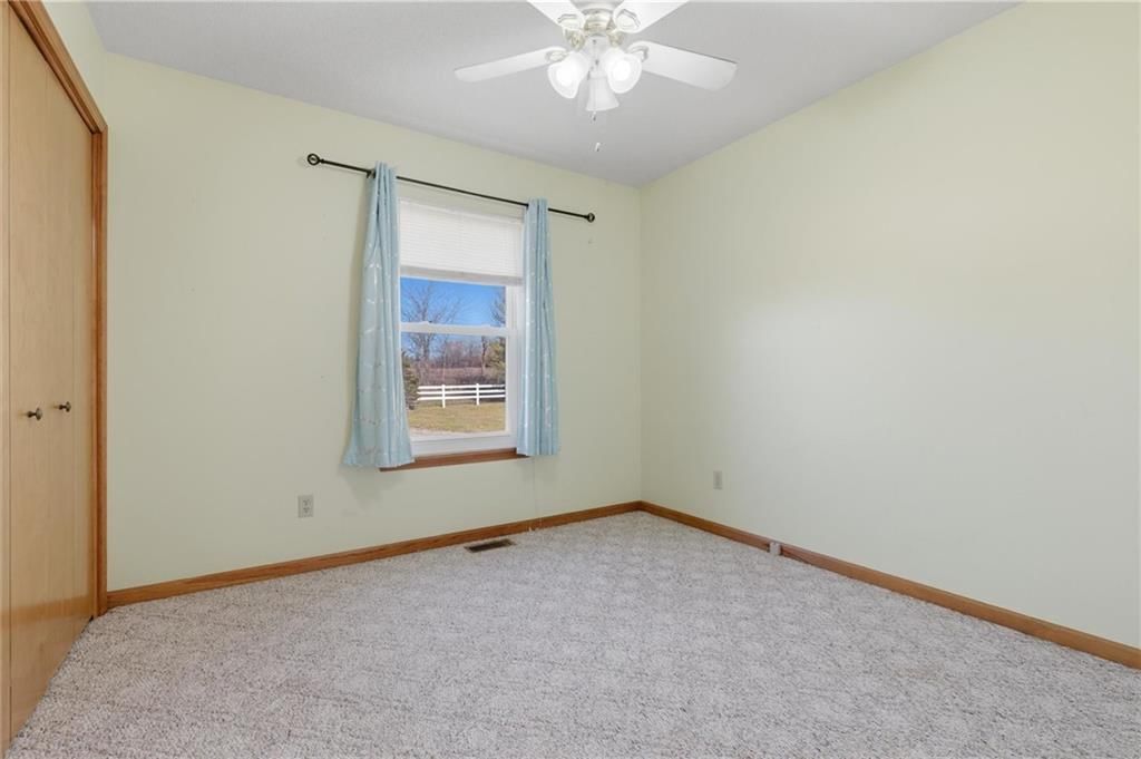 5950 SE Hilltop Road — photo 24