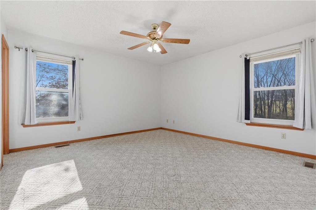 5950 SE Hilltop Road — photo 28