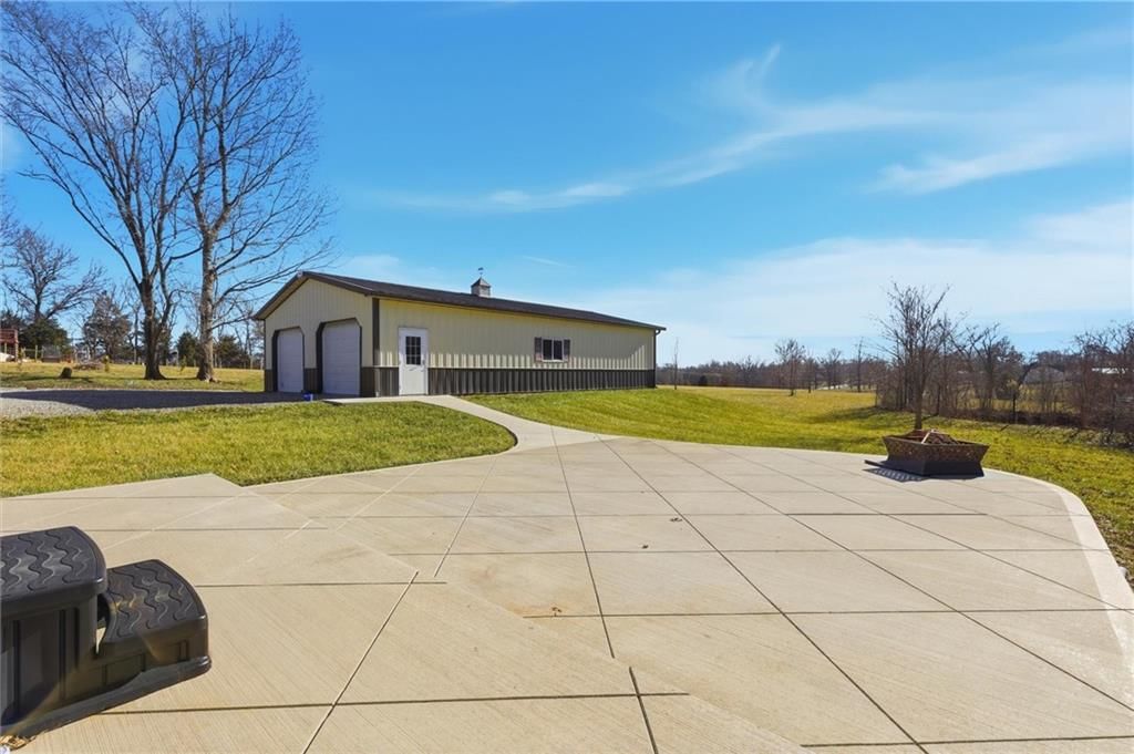 5950 SE Hilltop Road — photo 36