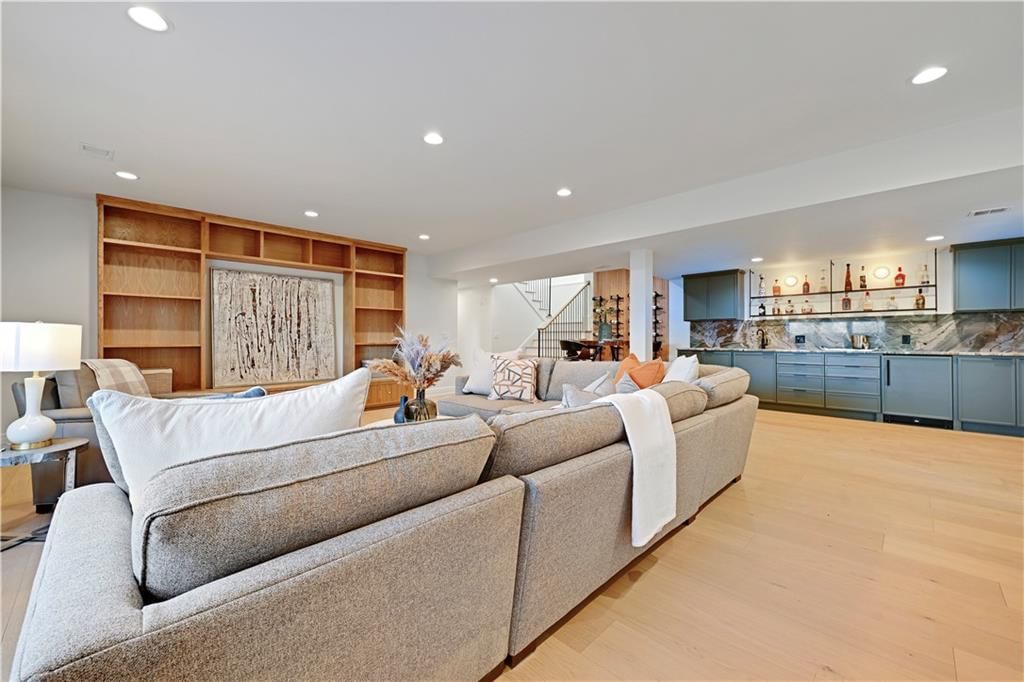 16830 Grace Drive — photo 39
