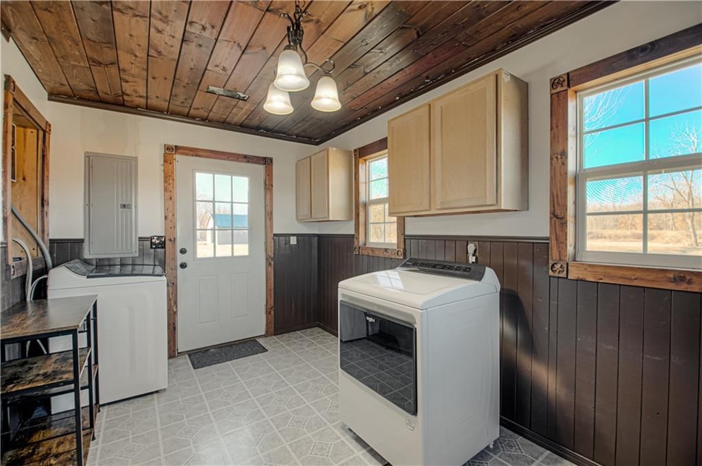 10336 Shach Creek Road — photo 13