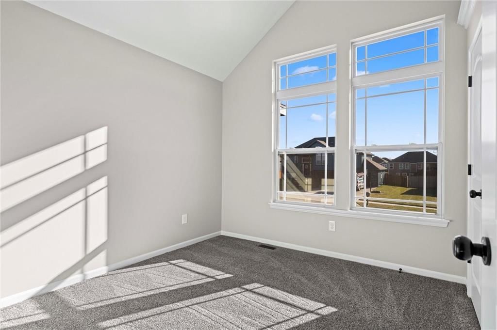 916 N Hickory Drive — photo 16