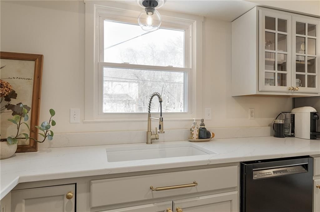 8704 W 72nd Street — photo 21