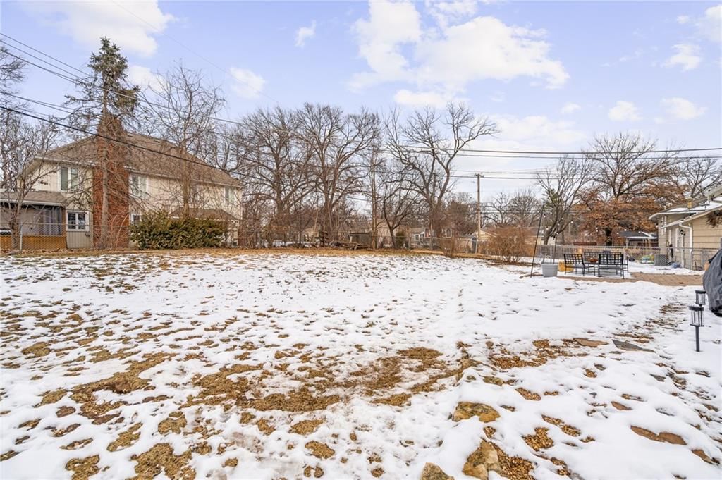 8704 W 72nd Street — photo 40