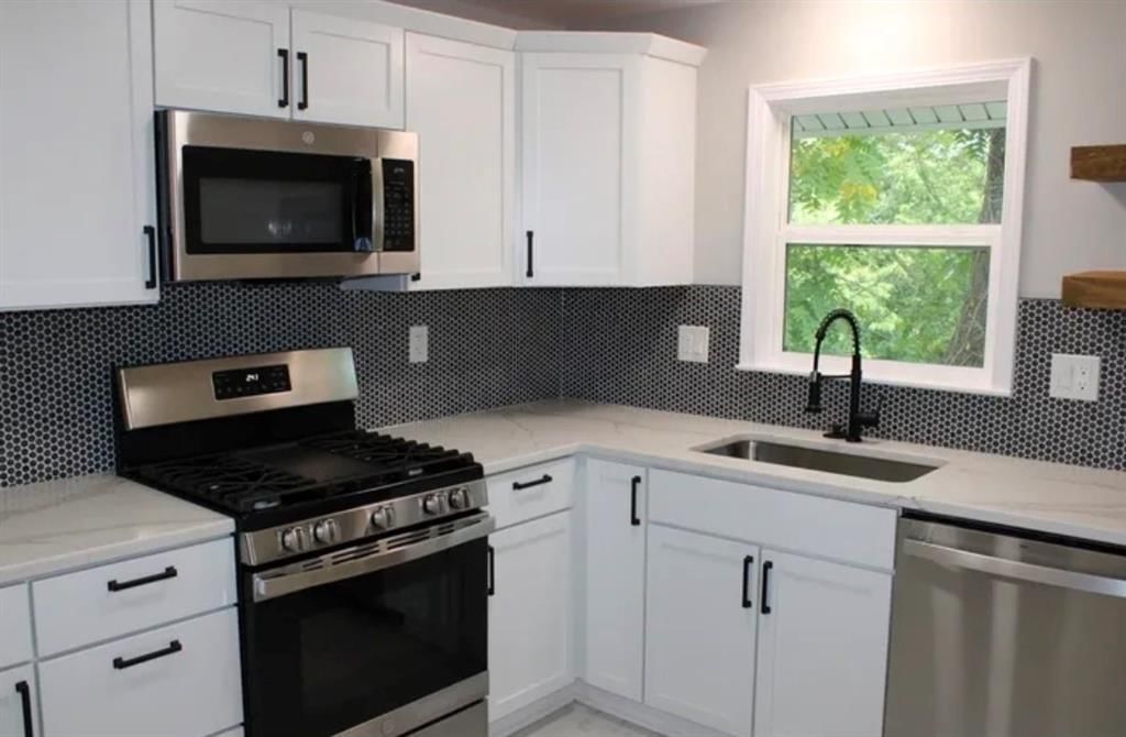 5025 Lydia Avenue — photo 14