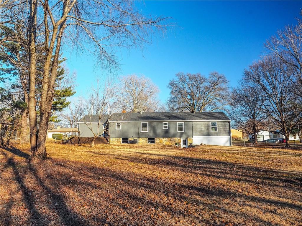 7328 Hardy Street — photo 6