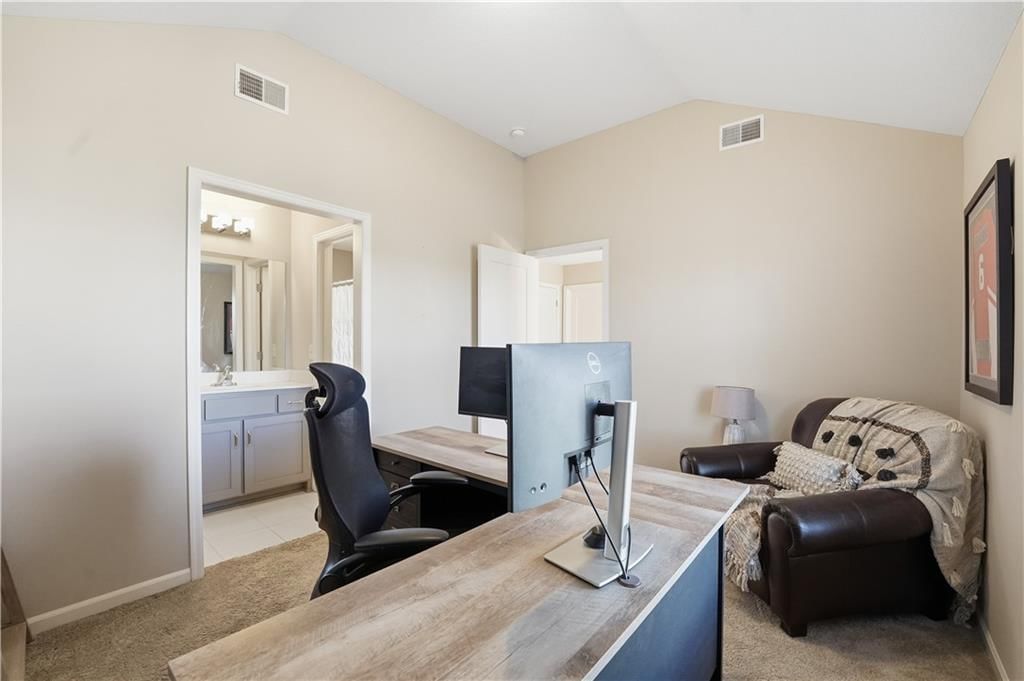16936 W 163rd Terrace — photo 36