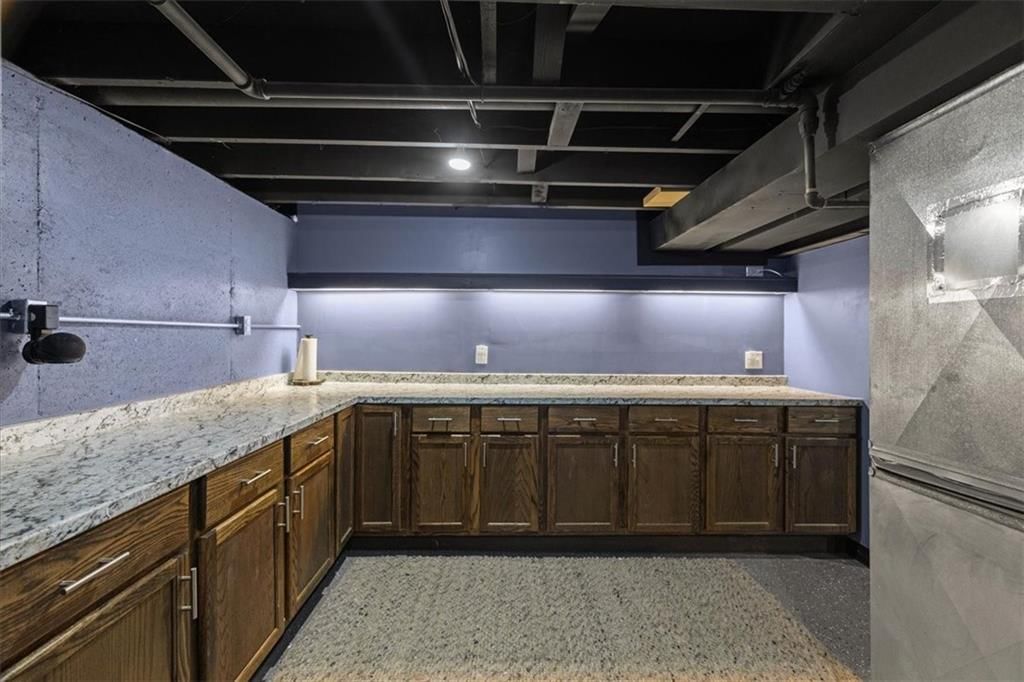 602 S Cedar Street — photo 46