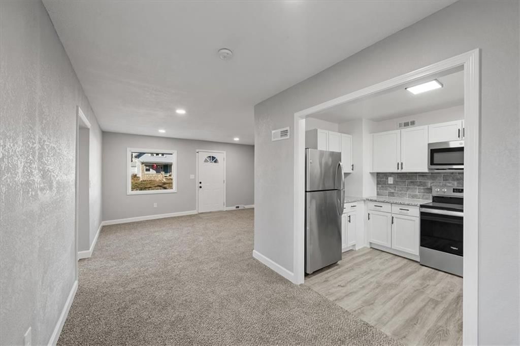 7125 Walrond Avenue — photo 7