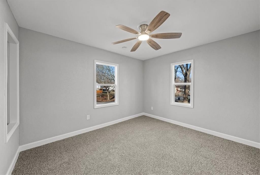 7125 Walrond Avenue — photo 15