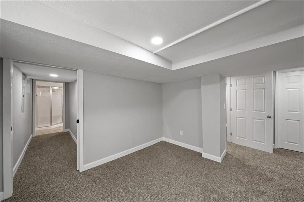 7125 Walrond Avenue — photo 22