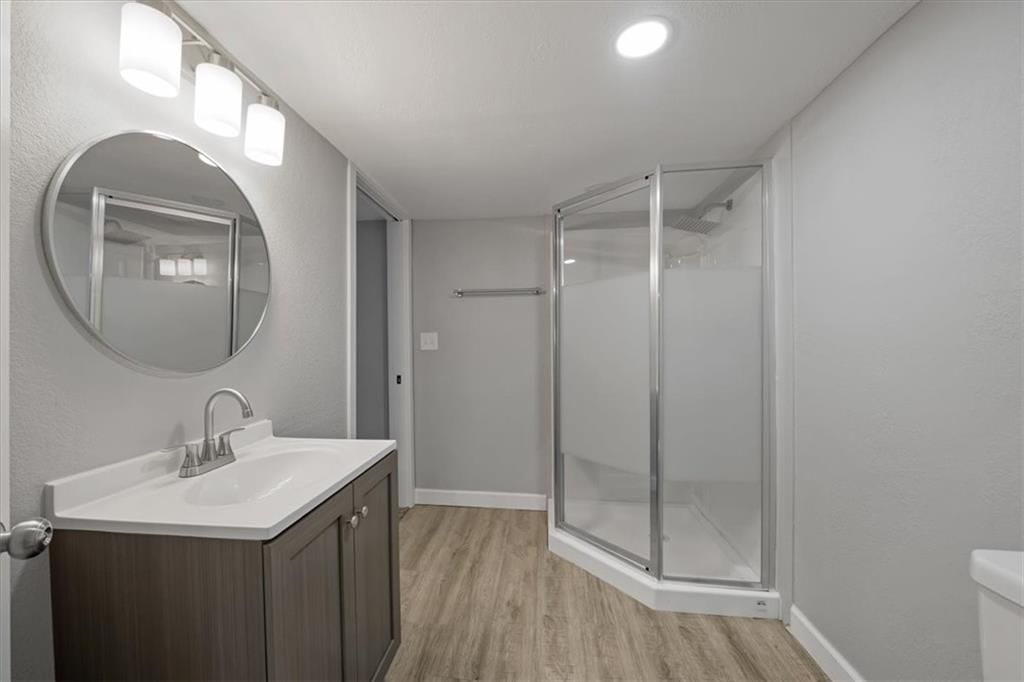 7125 Walrond Avenue — photo 23