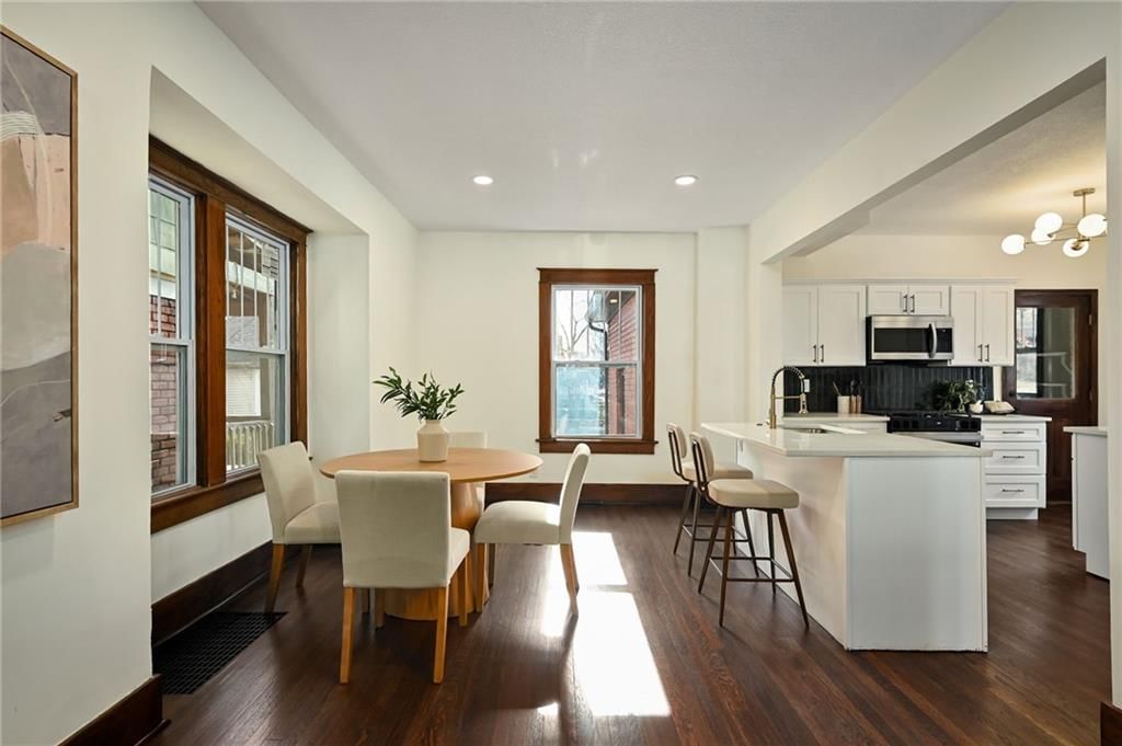 1621 W 41st Street — photo 8