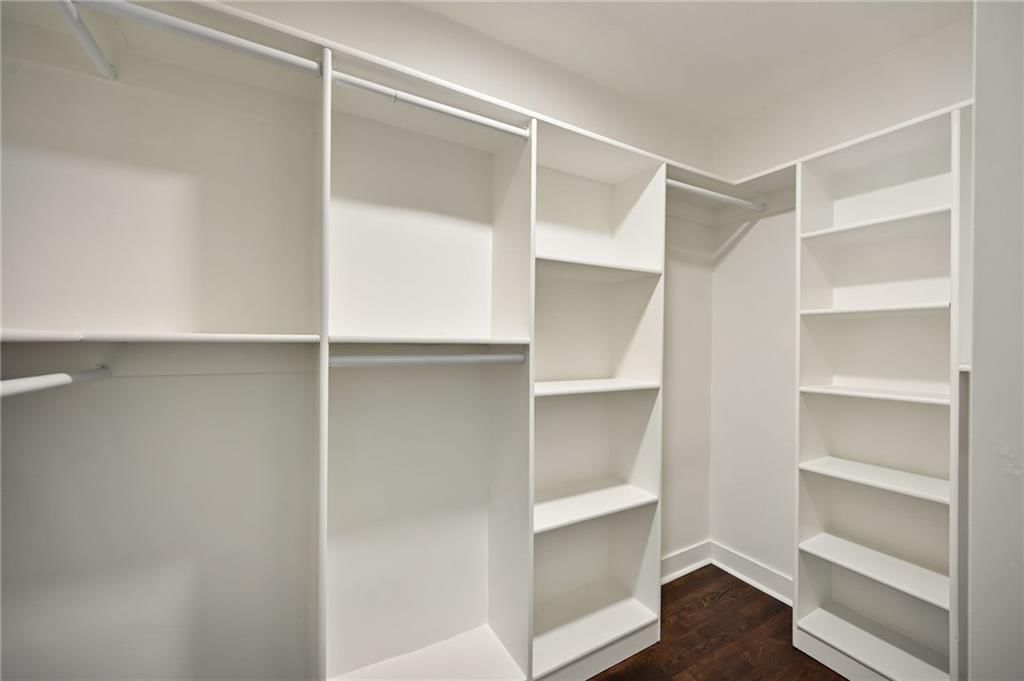1621 W 41st Street — photo 17