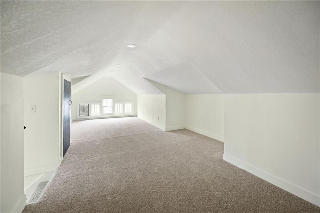 1621 W 41st Street — photo 20