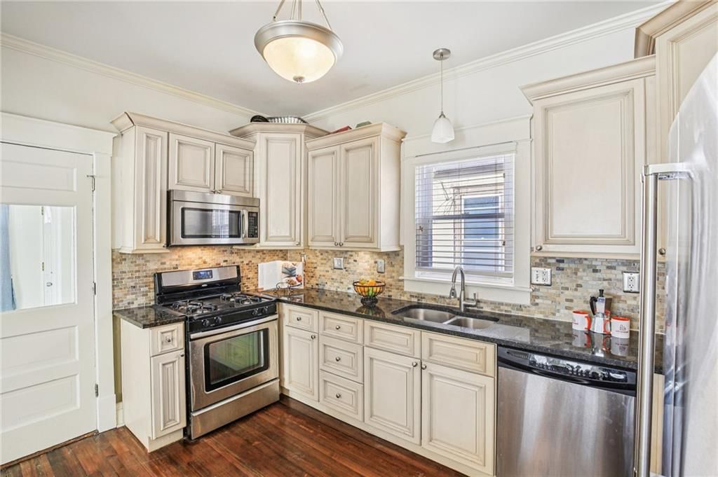 4316 Bell Street — photo 15