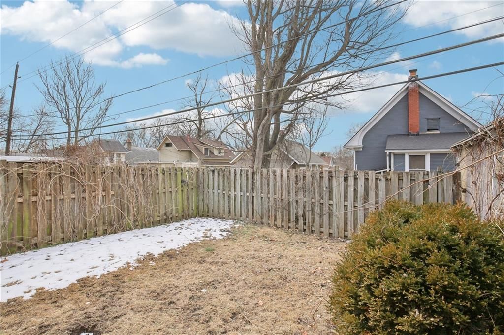 4316 Bell Street — photo 32