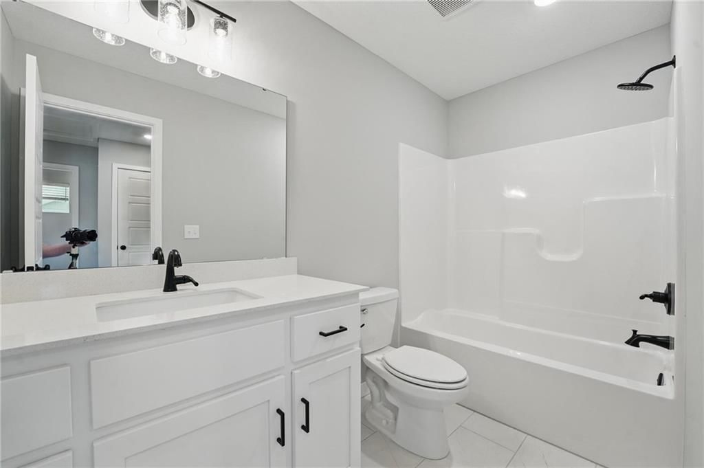 8810 SW 10th Street — photo 11