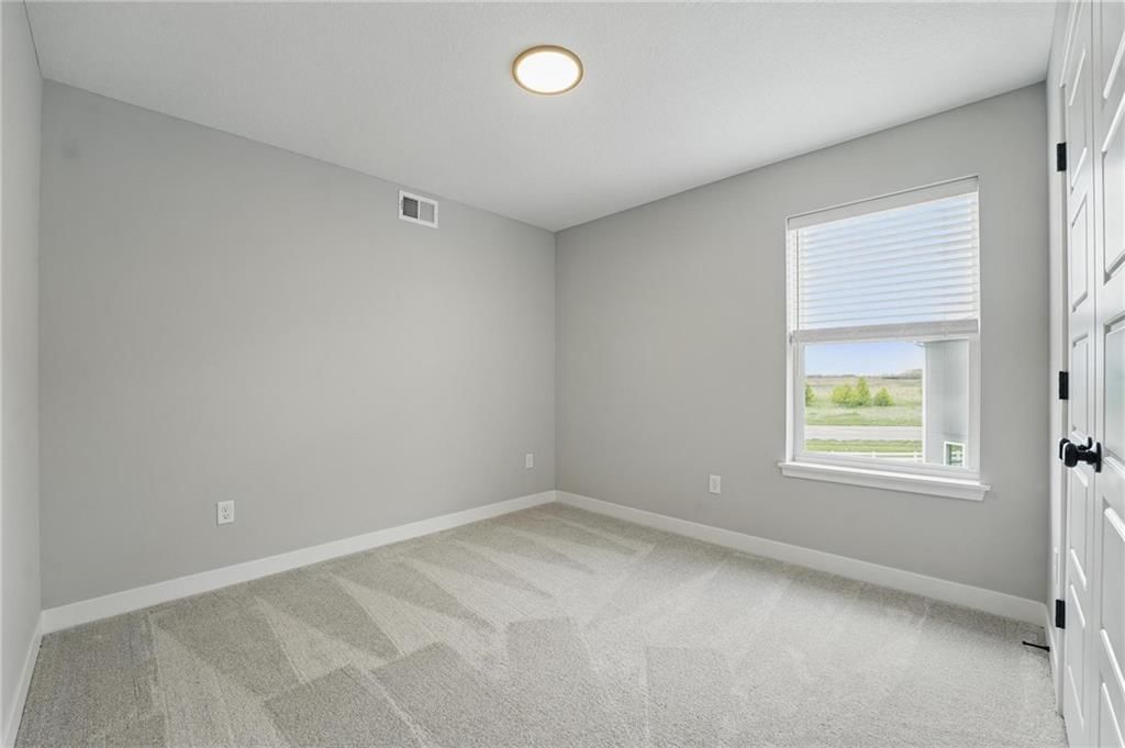 8810 SW 10th Street — photo 12