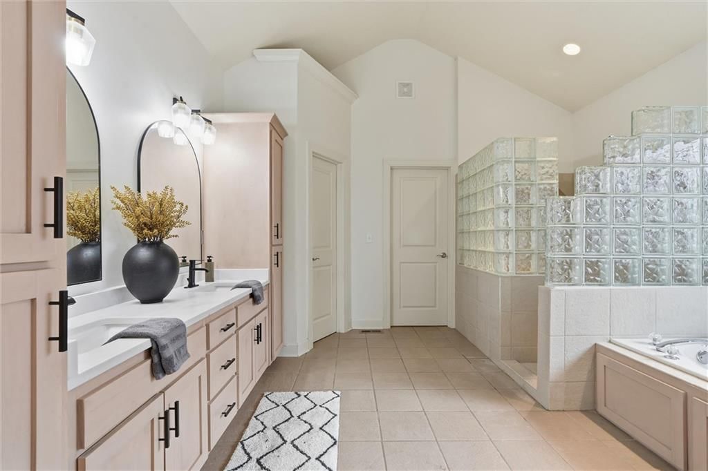 8608 Ridgeway Court — photo 19