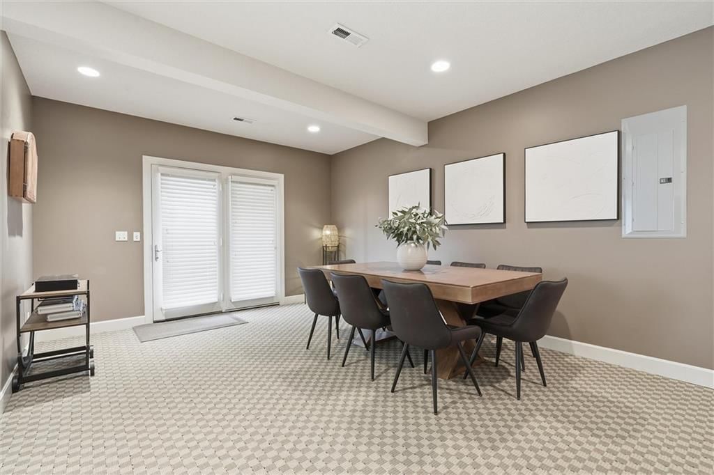 8608 Ridgeway Court — photo 35