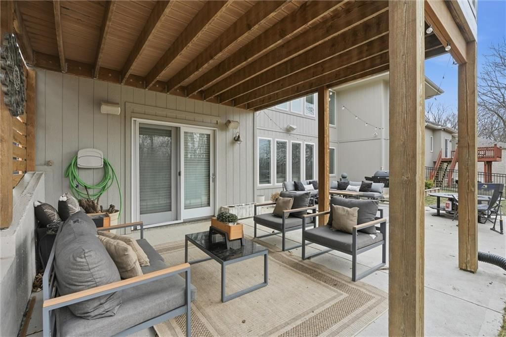 8608 Ridgeway Court — photo 39