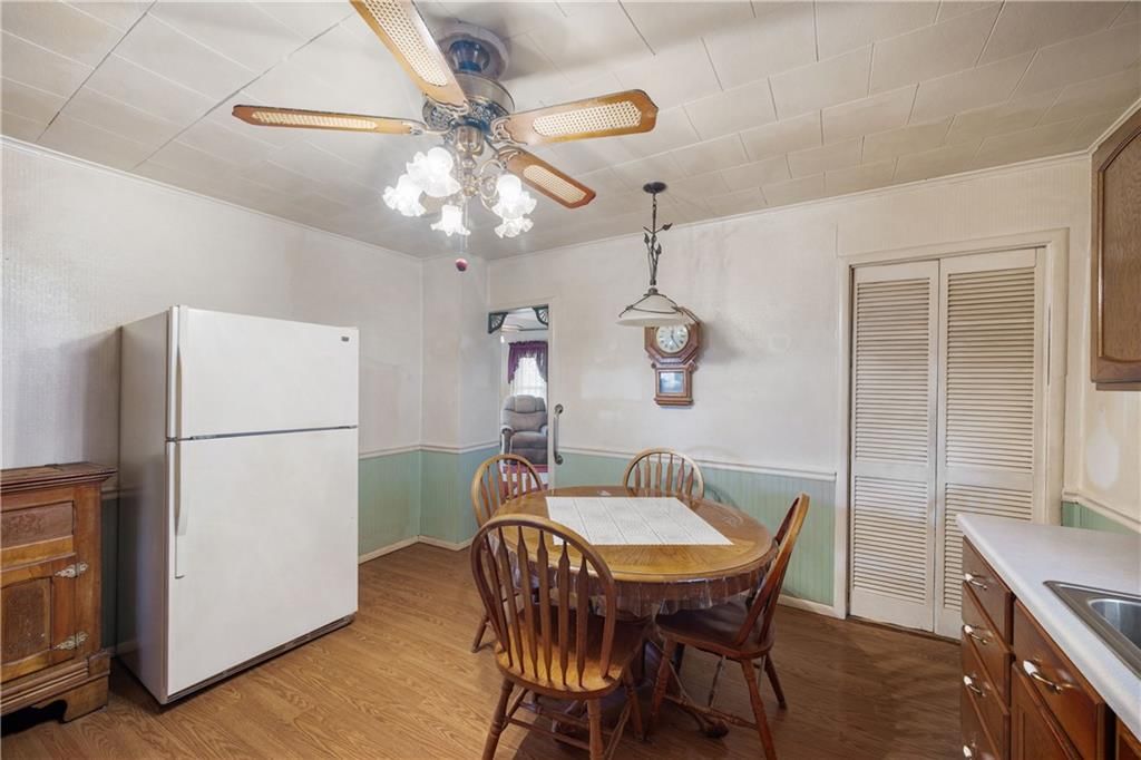 202 Cullen Avenue — photo 10