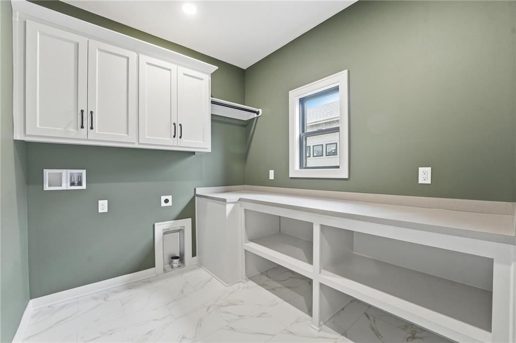 10515 N Liberty Street — photo 23