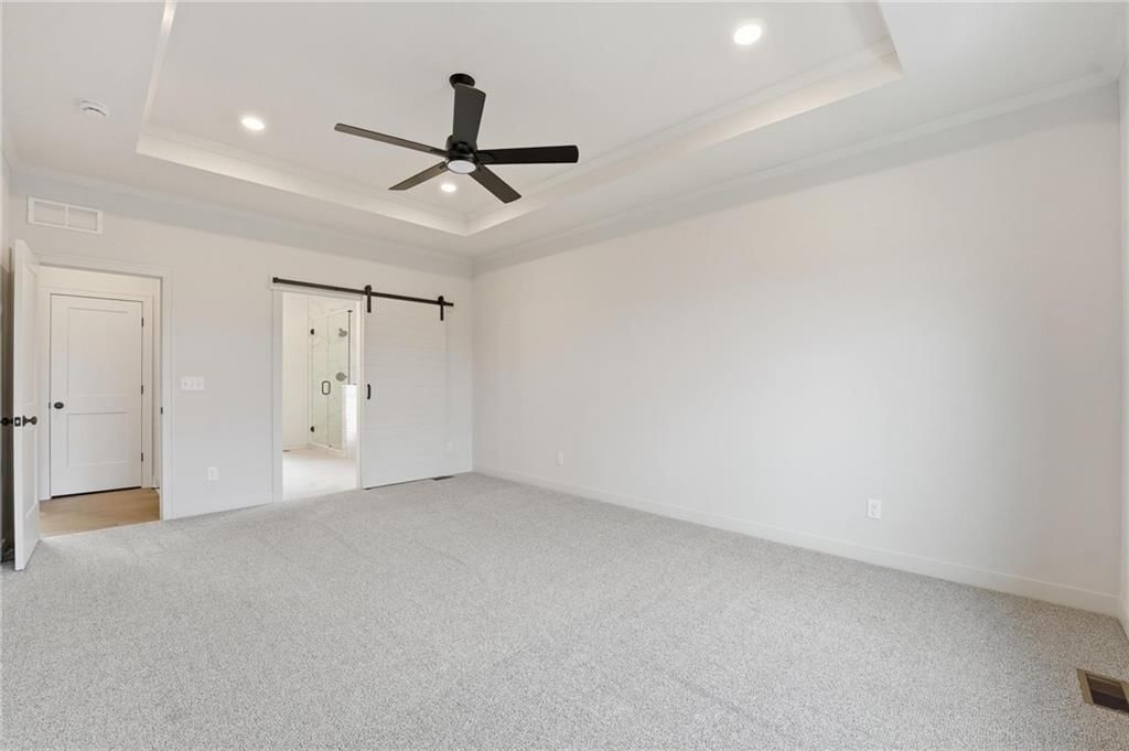 10515 N Liberty Street — photo 25